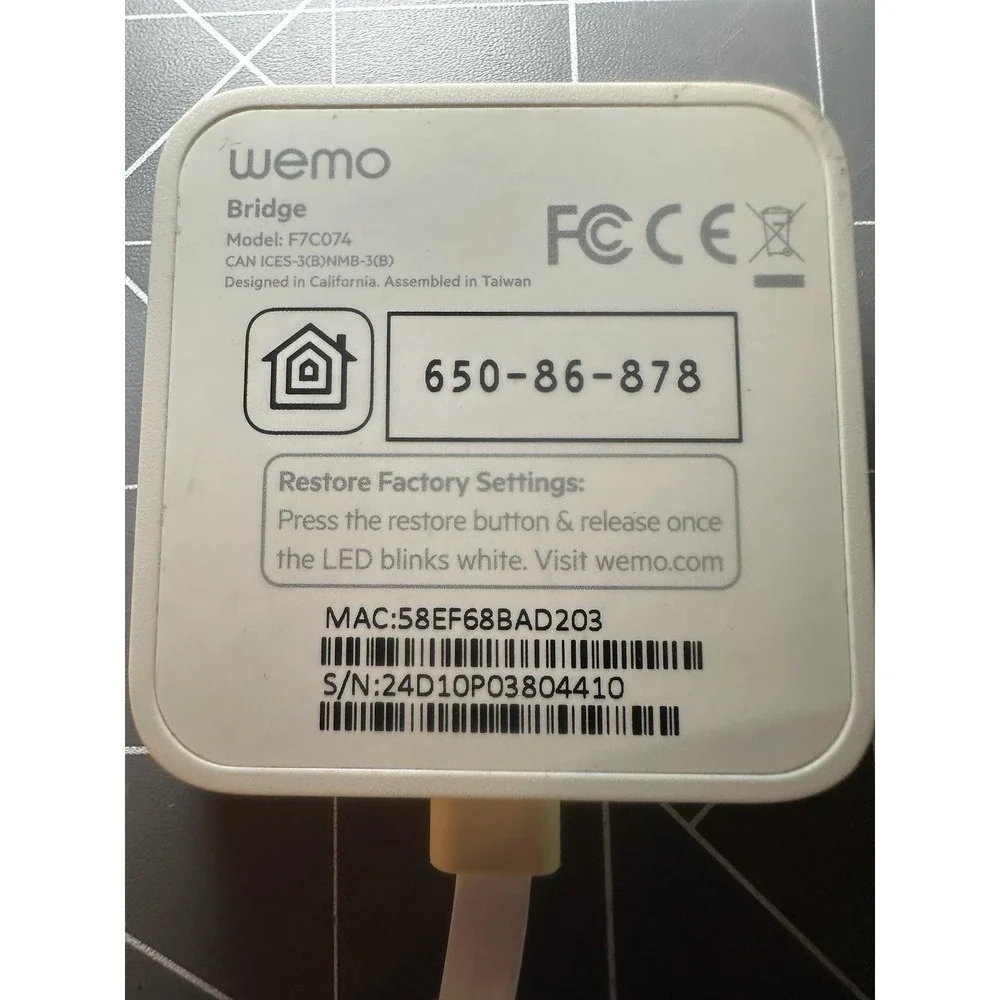 Wemo Mini Smart Plug + Wemo Bridge F7C074 + Apple A1433 Ethernet Adapter - Picture 7 of 16